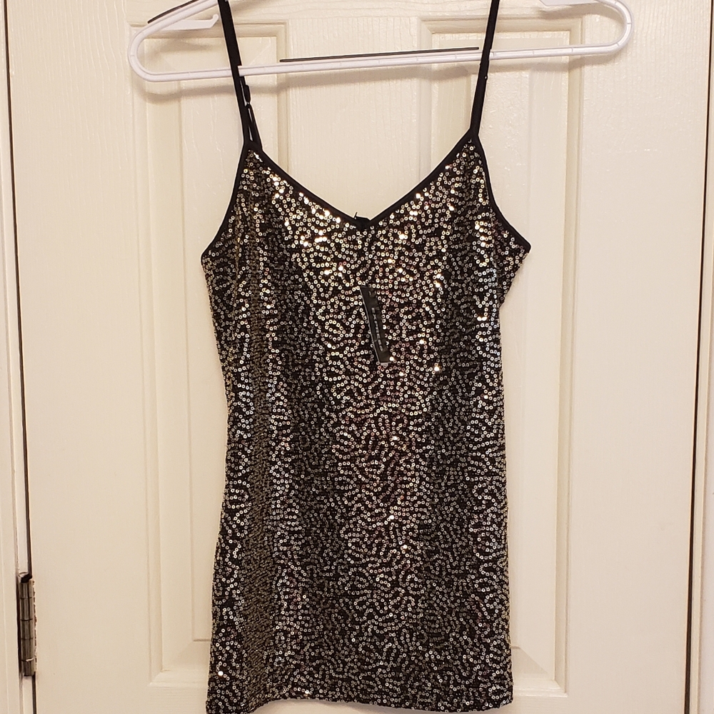 Express shiny top NWT